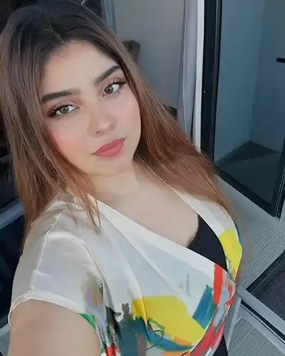 Tolichowki Escort